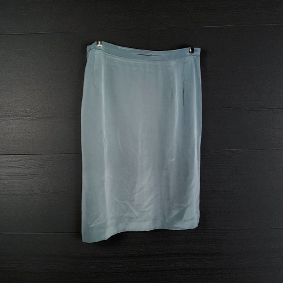 Classiques Entier 16W Light Blue Silk Pencil Skirt - Picture 1 of 5